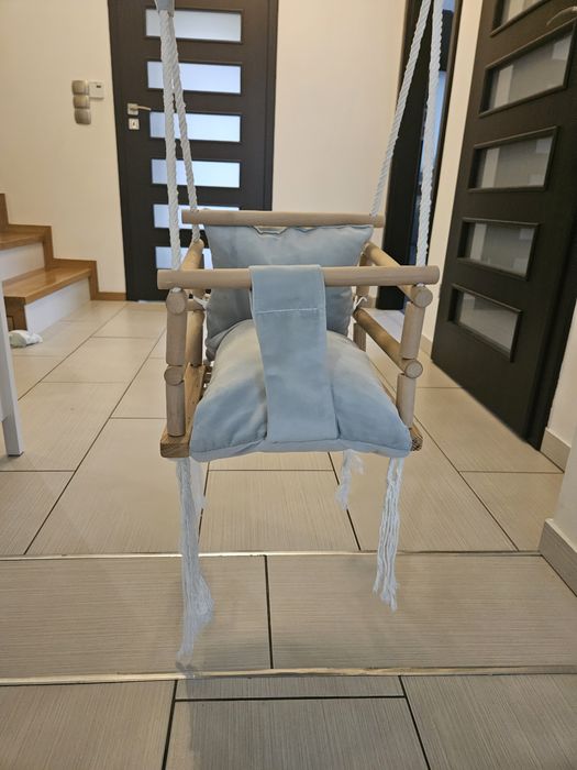 Sprzedam drewnianą huśtawkę