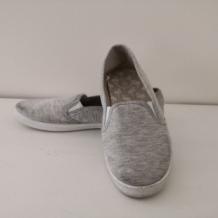 Kapcie tenisówki rozmiar 36