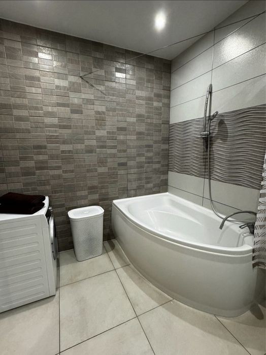 Аренда дома посуточно. Бассейн.Баня.Чан.