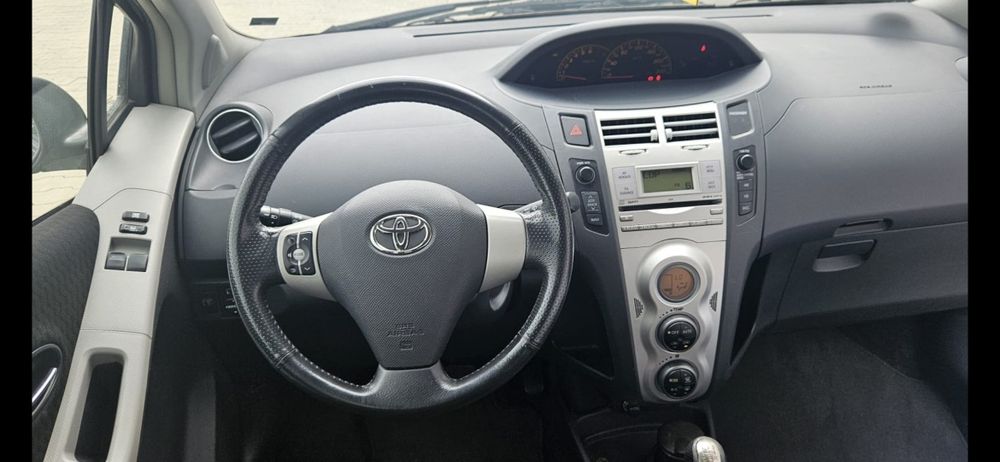 Toyota Yaris TS 133KM BEZWYPADKOWY 158 tys