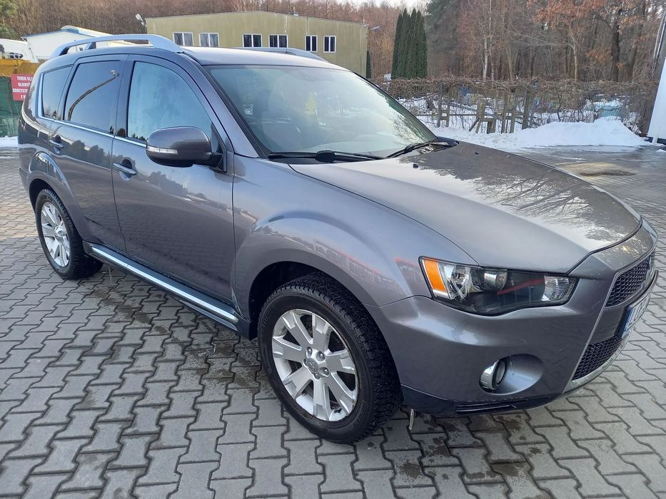 Mitsubishi Outlander Na sprzedaż oferuję prywatne Mitsubishi Outlander drugiej generacji