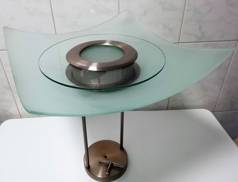 Candeeiro de teto de design da marca Interlusa - Aço e Vidro