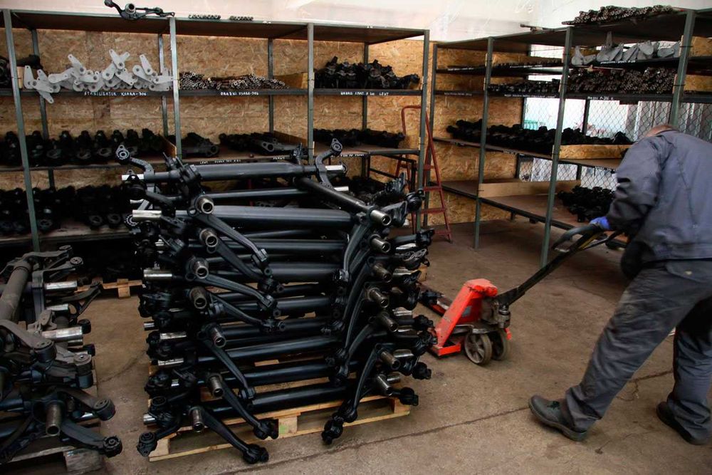 Балка задняя Ситр Берлинго Пежо Партнер 405 Саманд 306 309 206 205 106: ...