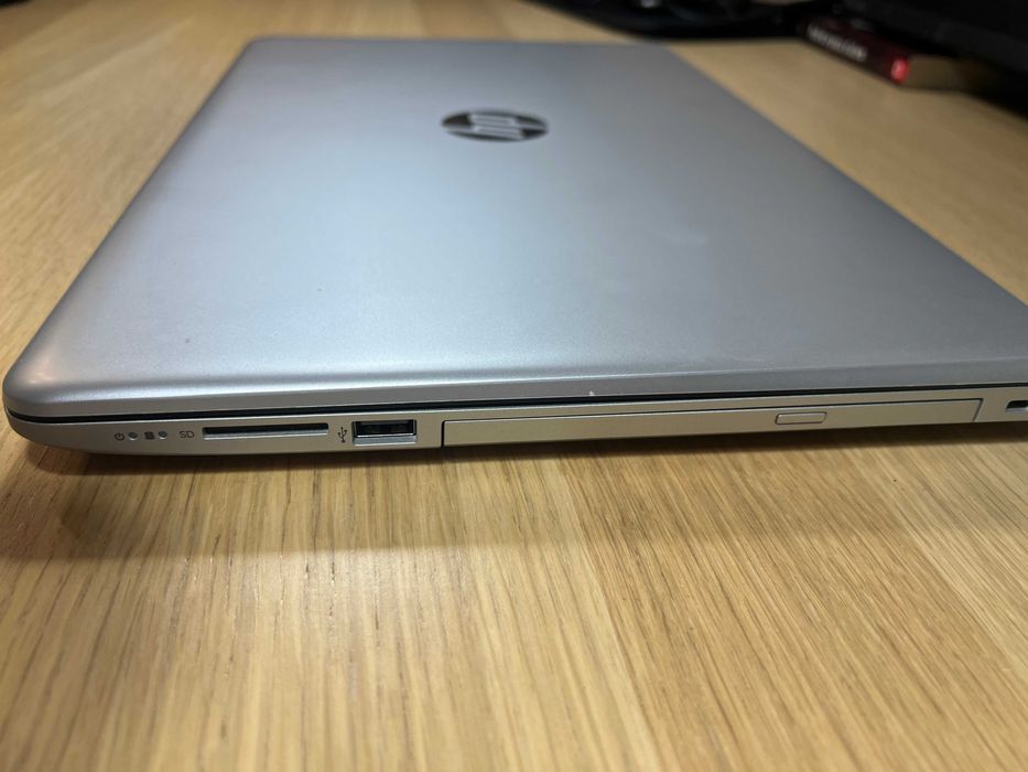 Laptop HP 15,6" - jak nowy
