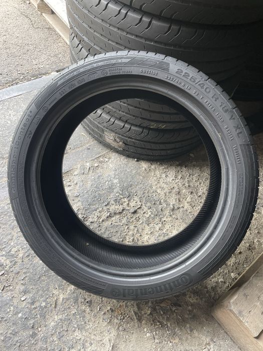 225/40 R18 Continental / 2шт./ 2025 рік./ близько до нових