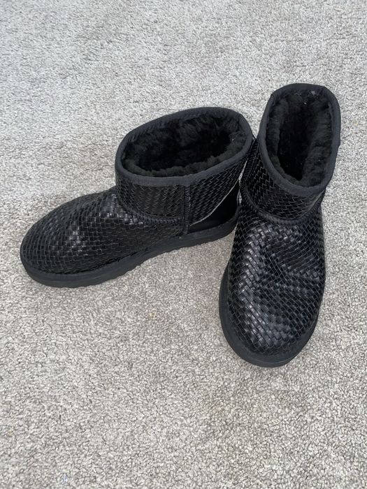 Жіночі Ugg шкіряні