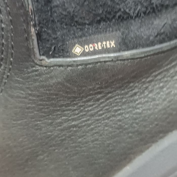 Мужские ботинки Clarks оригинал на гортексе,раз,42 ст.27,5см