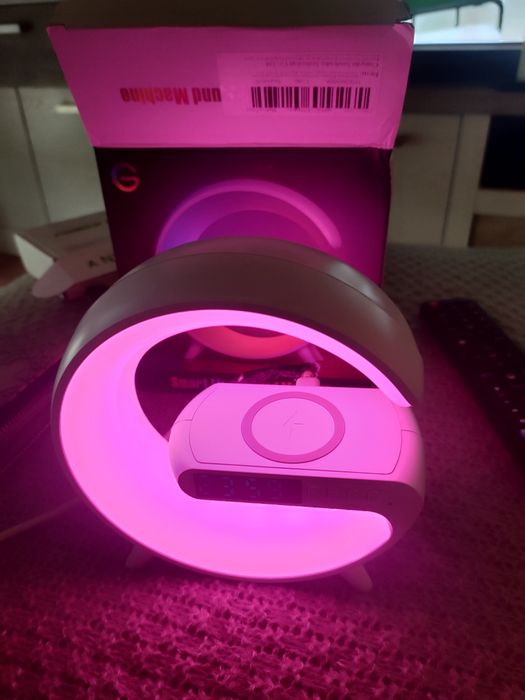 Carregador multifunções com bluetooth