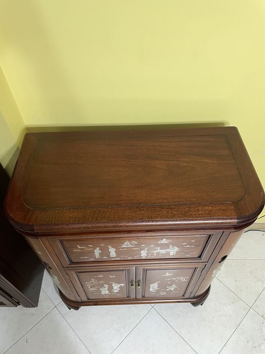 Bar Oriental Antigo em Pau Rosa e Madrepérola,Peça Exclusiva Impecável