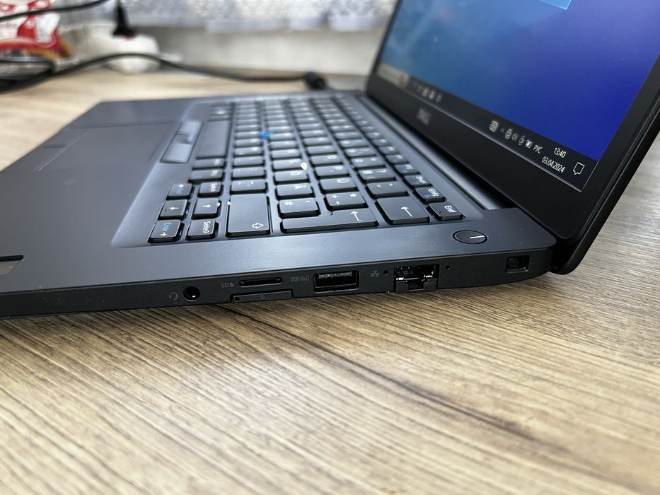 Продам свій ноутбук Ноутбук 14" Dell Latitude 7480 Intel Core i5