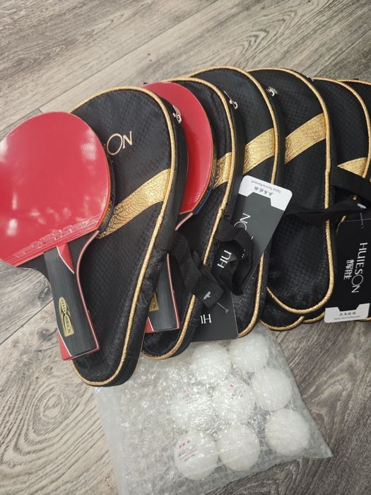 Професиональная карбоновая ракетка HuIESON