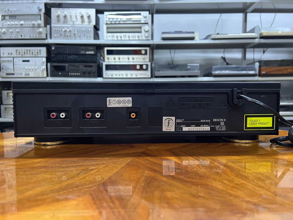 Odtwarzacz płyt CD Denon DCD-910 Audio Room
