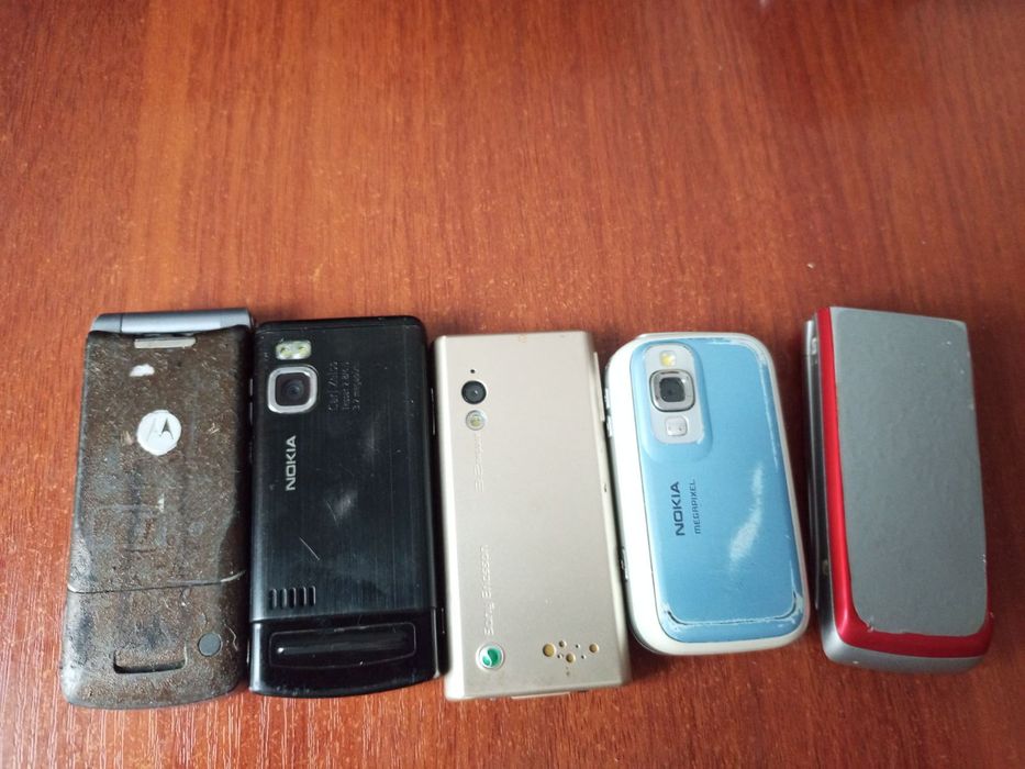 Продам нокії .стан вмикається