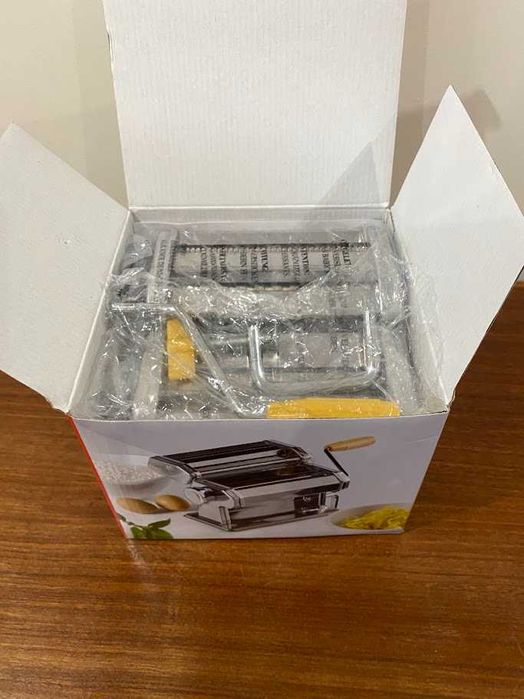 Máquina para massa fresca