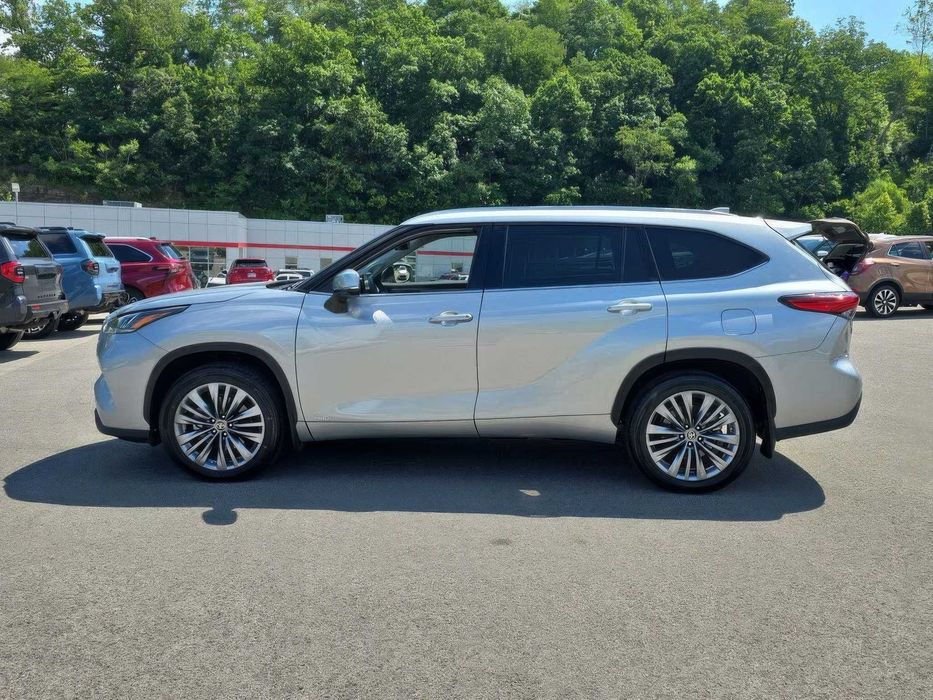 Toyota Highlander Hybrid Platinum      2022