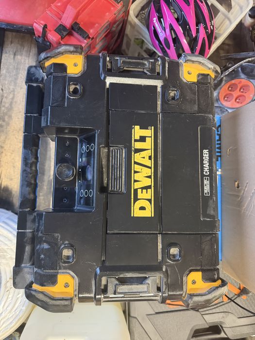 Radio budowlane DeWalt DWST1-81078-QW bluetooth