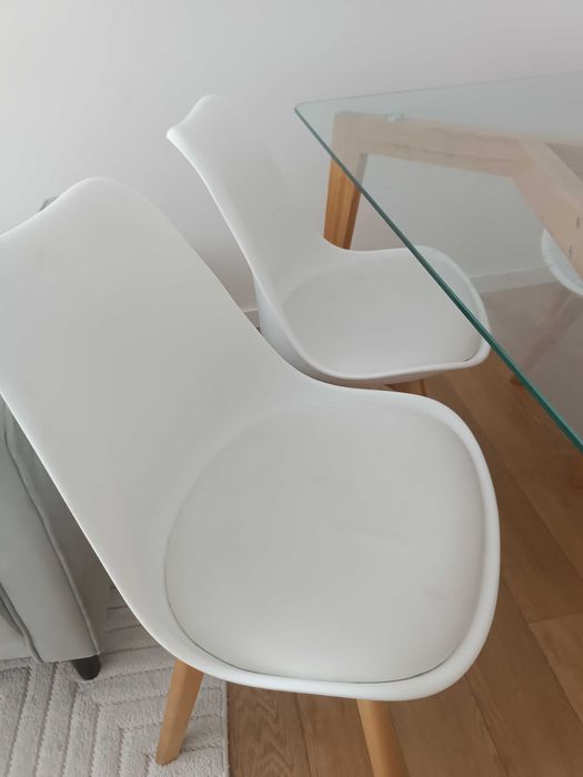 Mesa e sofá cama