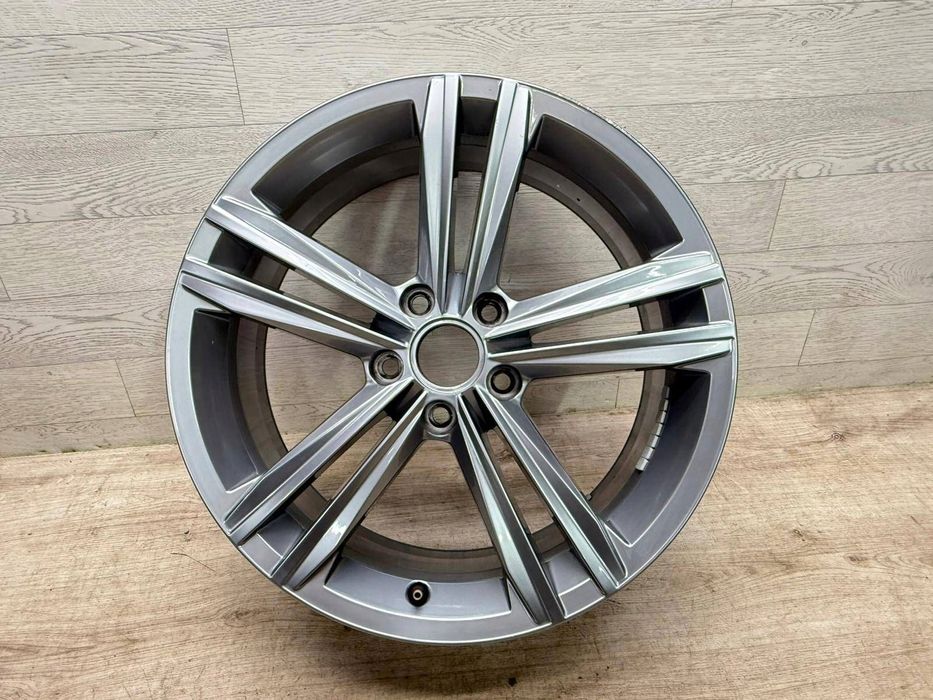 felga vw golf vii 7.5jx18h2 et51 5x112 5g0601025dc