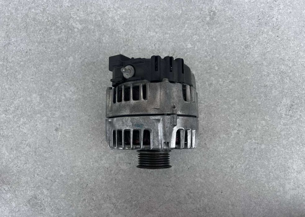 Генератор BMW E87. E90. E60. X1 E84. X3 E83 - 2.0d ( N47 )