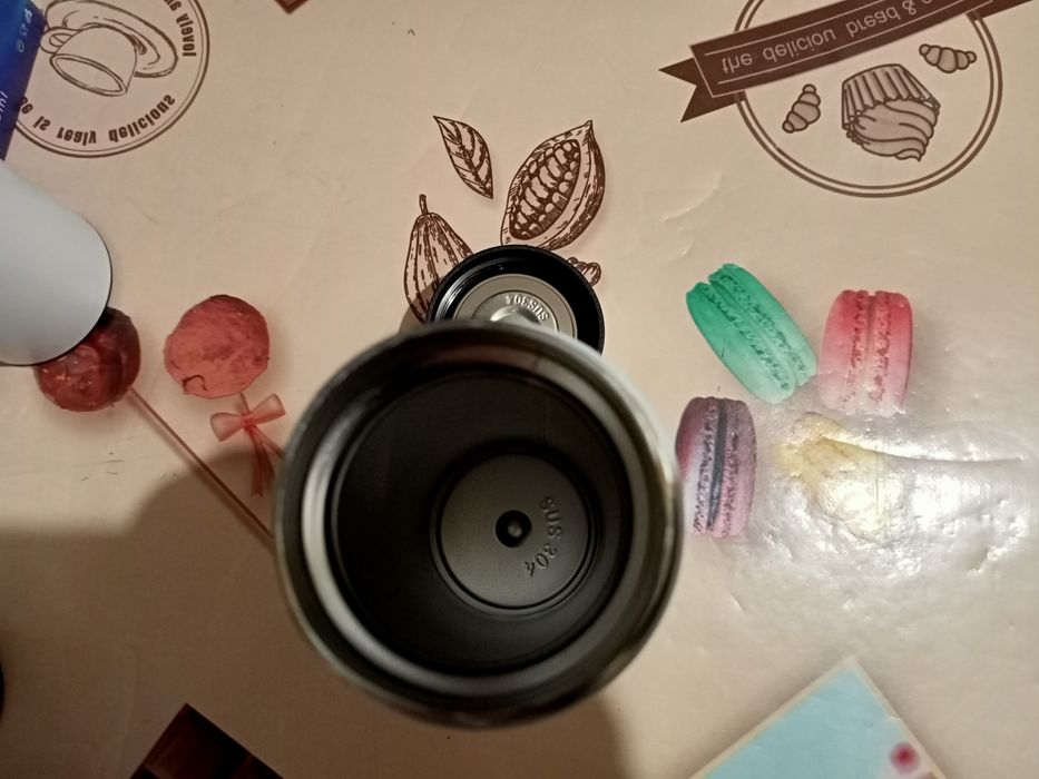 Продам термос с датчиком температуры.