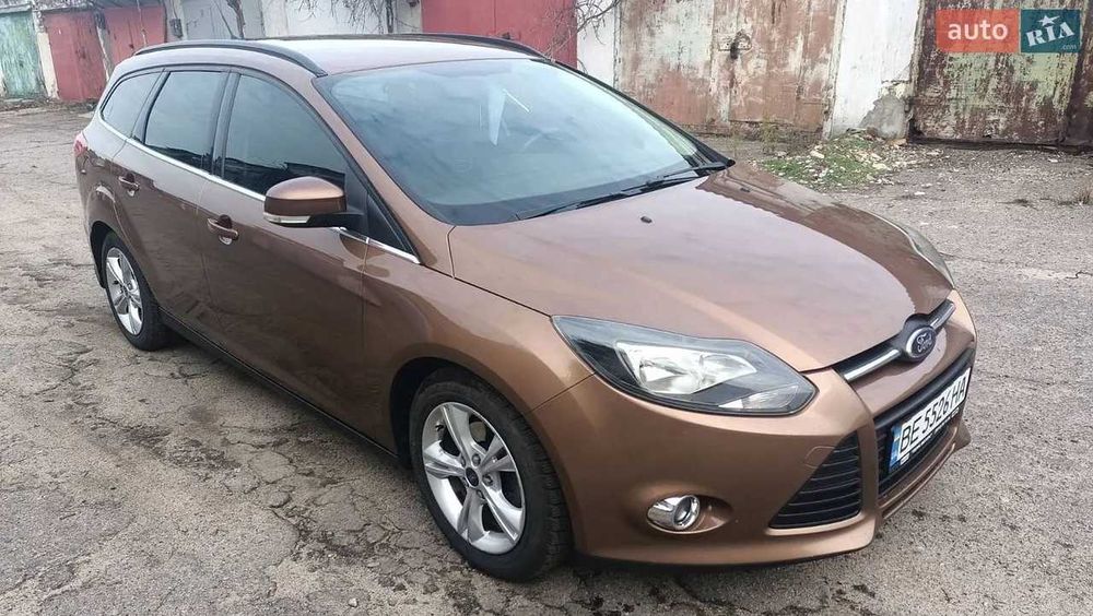 Ford Focus 2013 VIN WF0LXXGCBLDR03870 фото оголошення 2 з 17