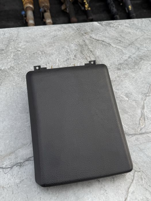 Е39 подлокотник е39 bmw Чорний Шкіряний Підлокотник Кожа Чёрный ідеал