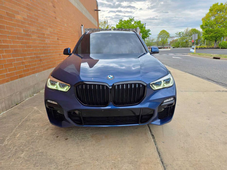BMW X5 xDrive50i      2019