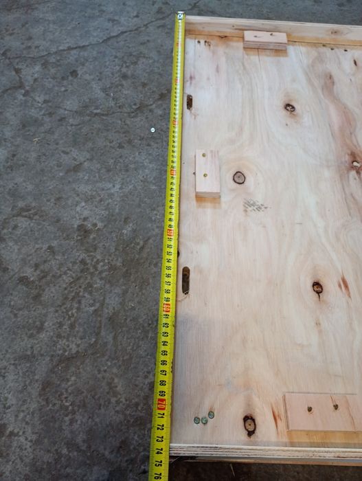 Palety małe z sklejki.