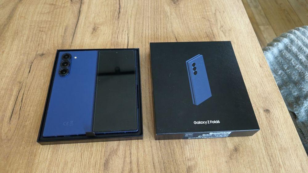 Samsung galaxy z fold 6 256g Navy
