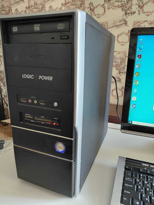 Комп'ютер в зборі.