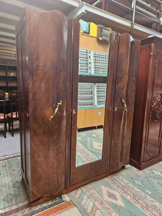 Roupeiro antigo estilo arte Deco - Bom estado geral