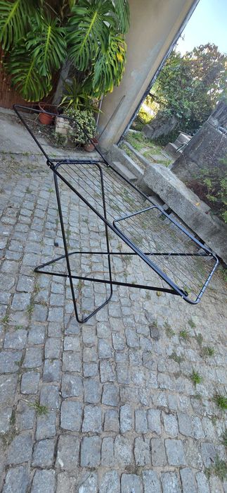 Estendal preto novo