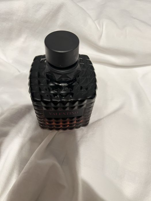 Valentino Donna Born In Roma Intense - 100мл Нові