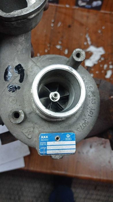 Turbo VW  golf V   Ref: 0 3 8 2 5 3 0 1 4 G 1.9TDI 105cv