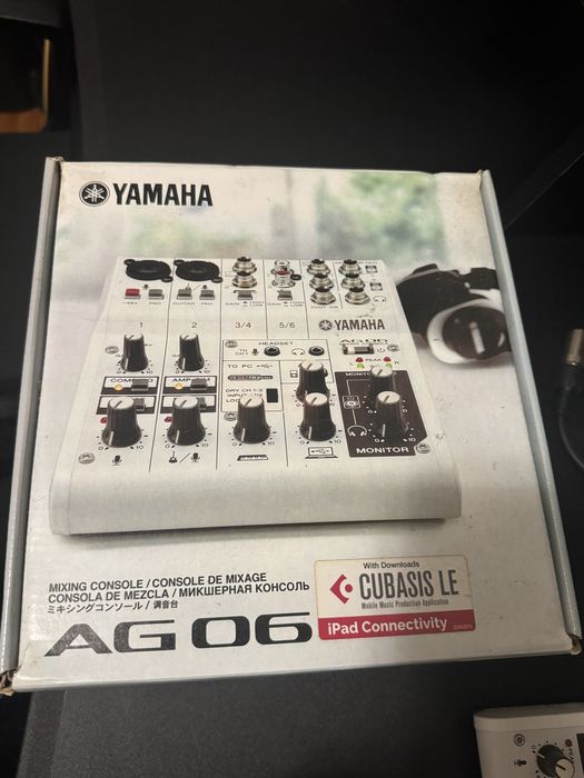 Mesa yamaha AG06 oferta de cabos