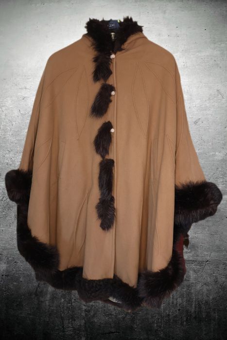 Eleganckie ponczo, płaszcz wełna, kaptur