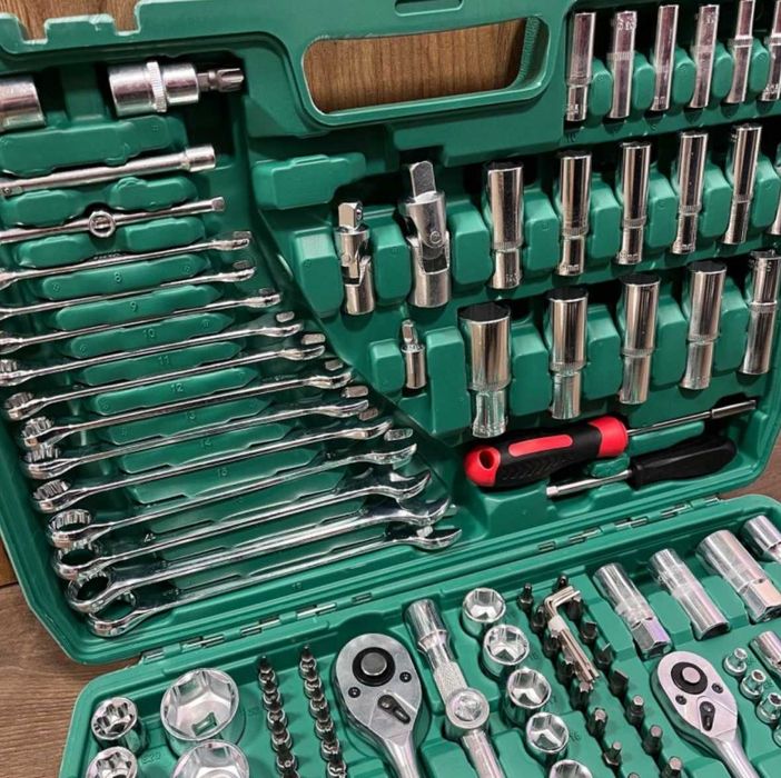 Набір ручних інструментів на 216 предметів для ремонту