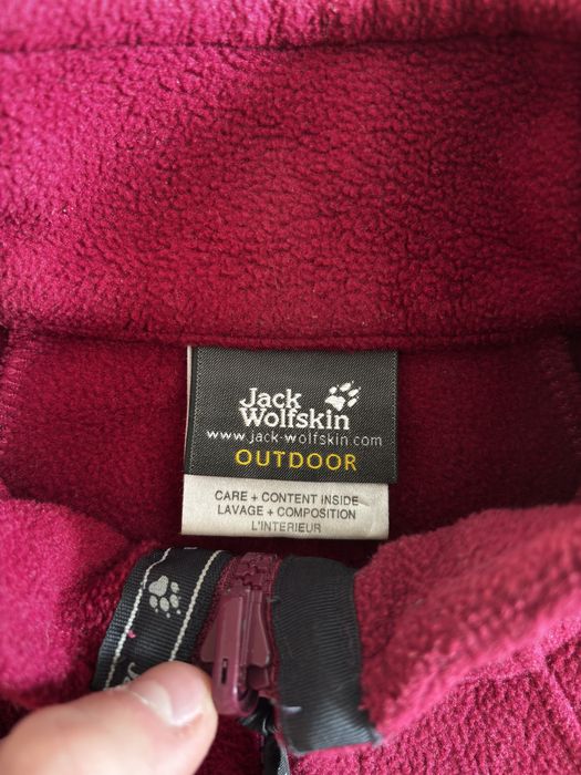 Продам кофту JACK WOLFSKIN