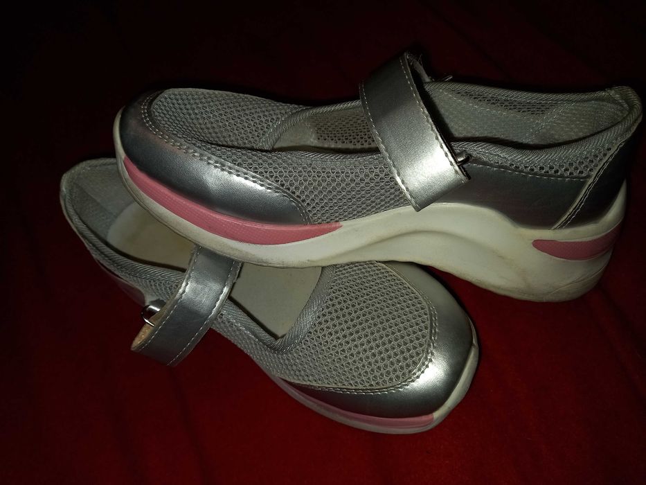 Sapatilhas leves e de tecido aberto/respirável - cinza e rosa - 36