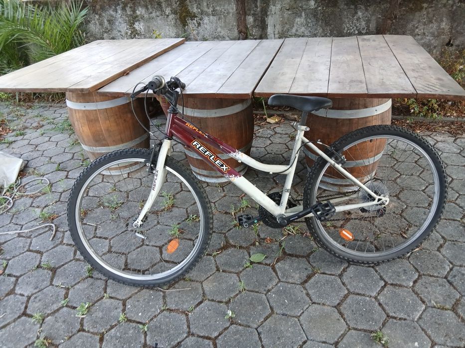 Colchões e estrados