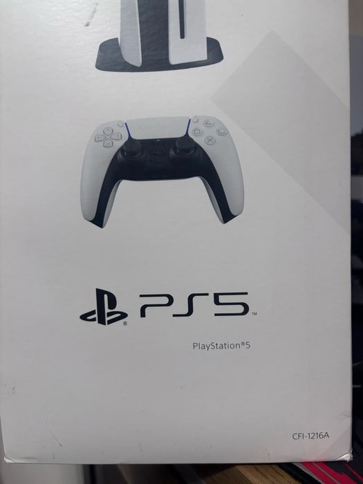 PlayStation 5 com leitor