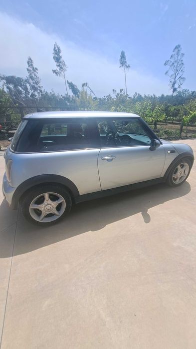 Mini One D cinza 2005474286912890490882