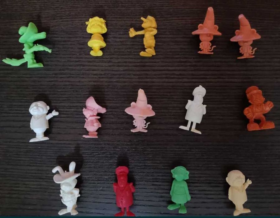 Bonecos Monocromáticos bonecos várias colecções e temas