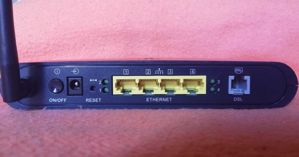 Thomson Speedtouch 585 V6 Modem64751293100161121