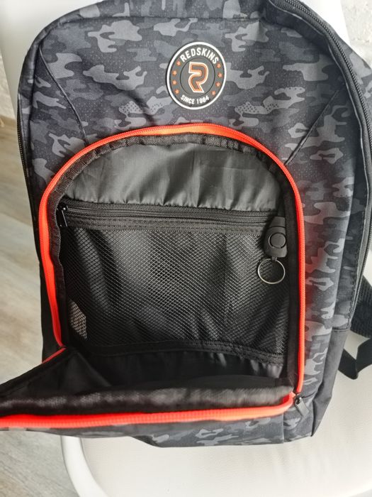 Стильний  яскравий рюкзак