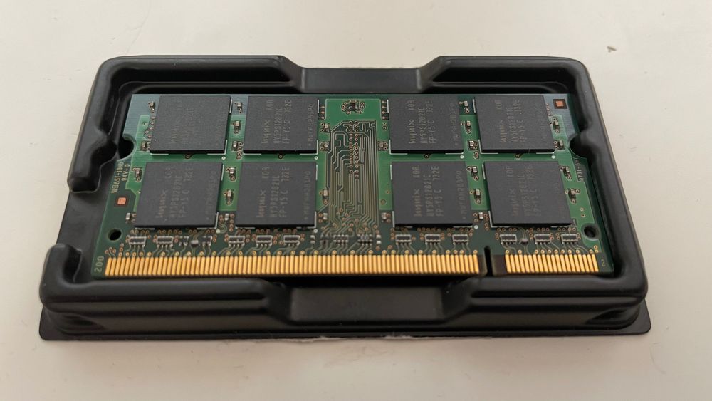 Hynix RAM Memory 1 GB 2Rx8 PC2-530064752127902594122