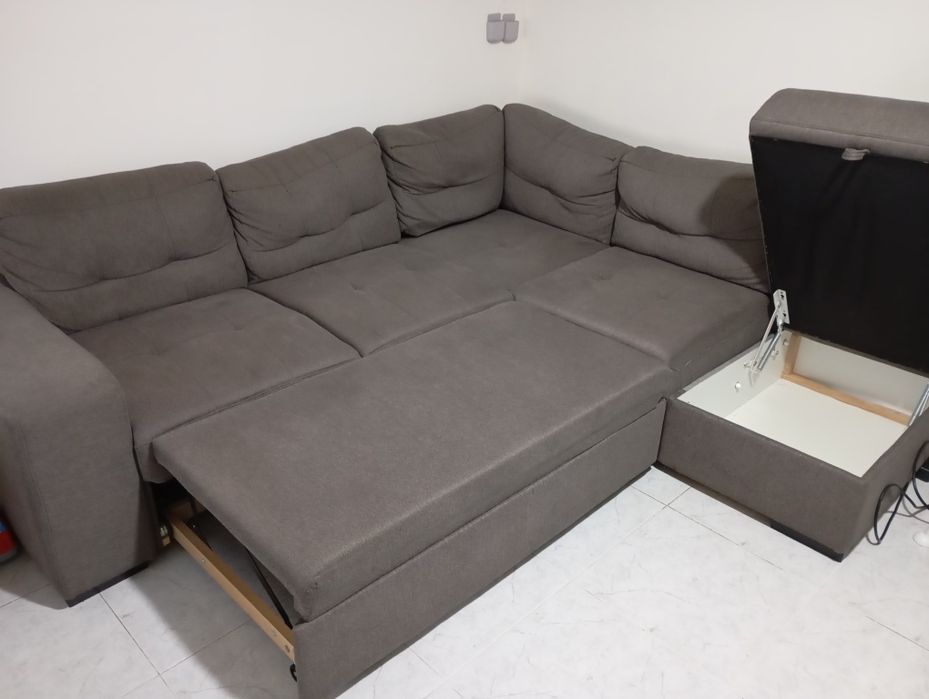 Sofá com chaise longue