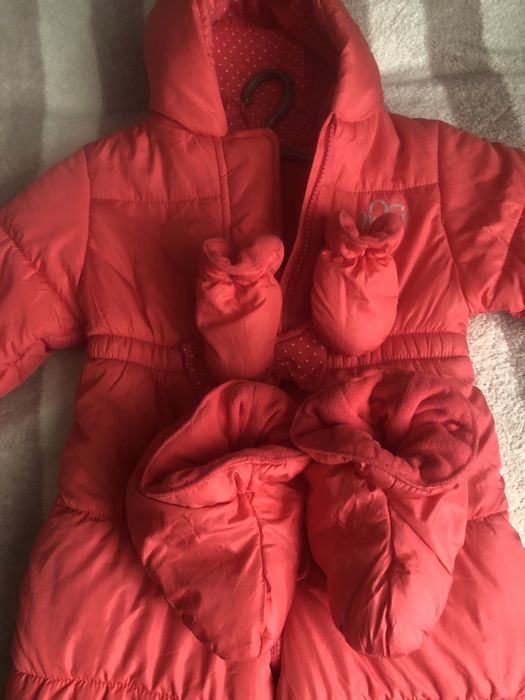 Дитячий комбінезон.