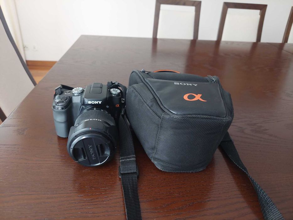Aparat fotograficzny  SONY Alfa 100
