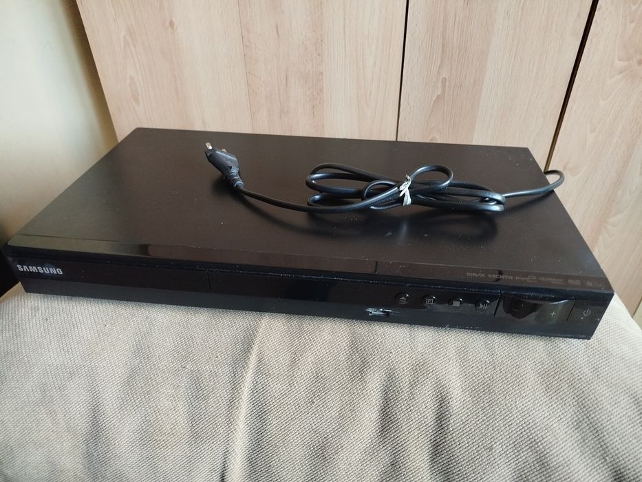 Odtwarzacz DVD Samsung HT-E355